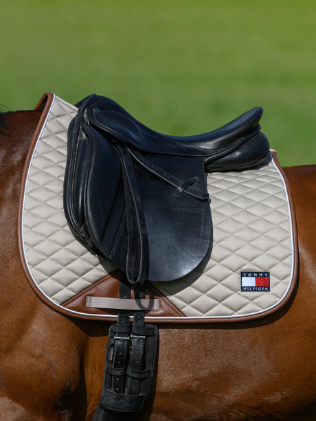 tommy-hilfiger-saddlepad