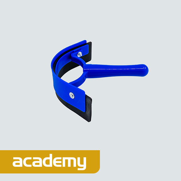 Academy Sweat Scraper – Saddleworld