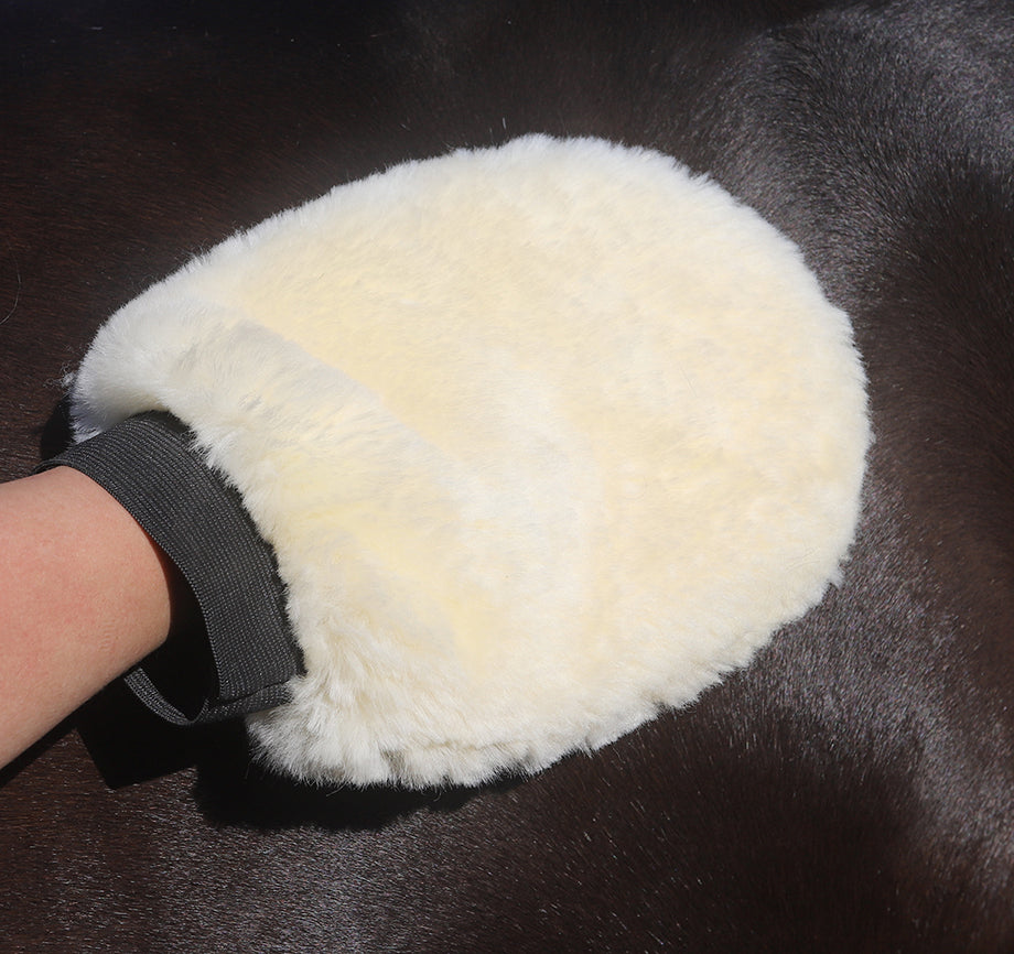 Grainge Golden Fleece Mitt